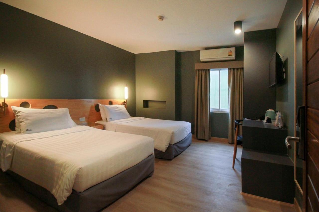Mybed Ratchada Hotell Bangkok Eksteriør bilde