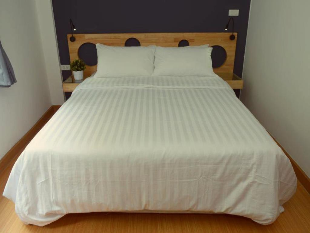 Mybed Ratchada Hotell Bangkok Eksteriør bilde