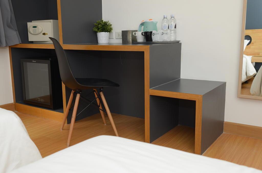Mybed Ratchada Hotell Bangkok Eksteriør bilde