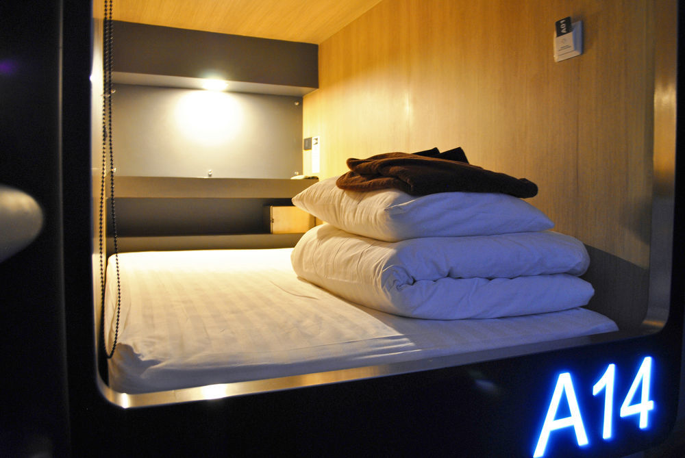 Mybed Ratchada Hotell Bangkok Eksteriør bilde