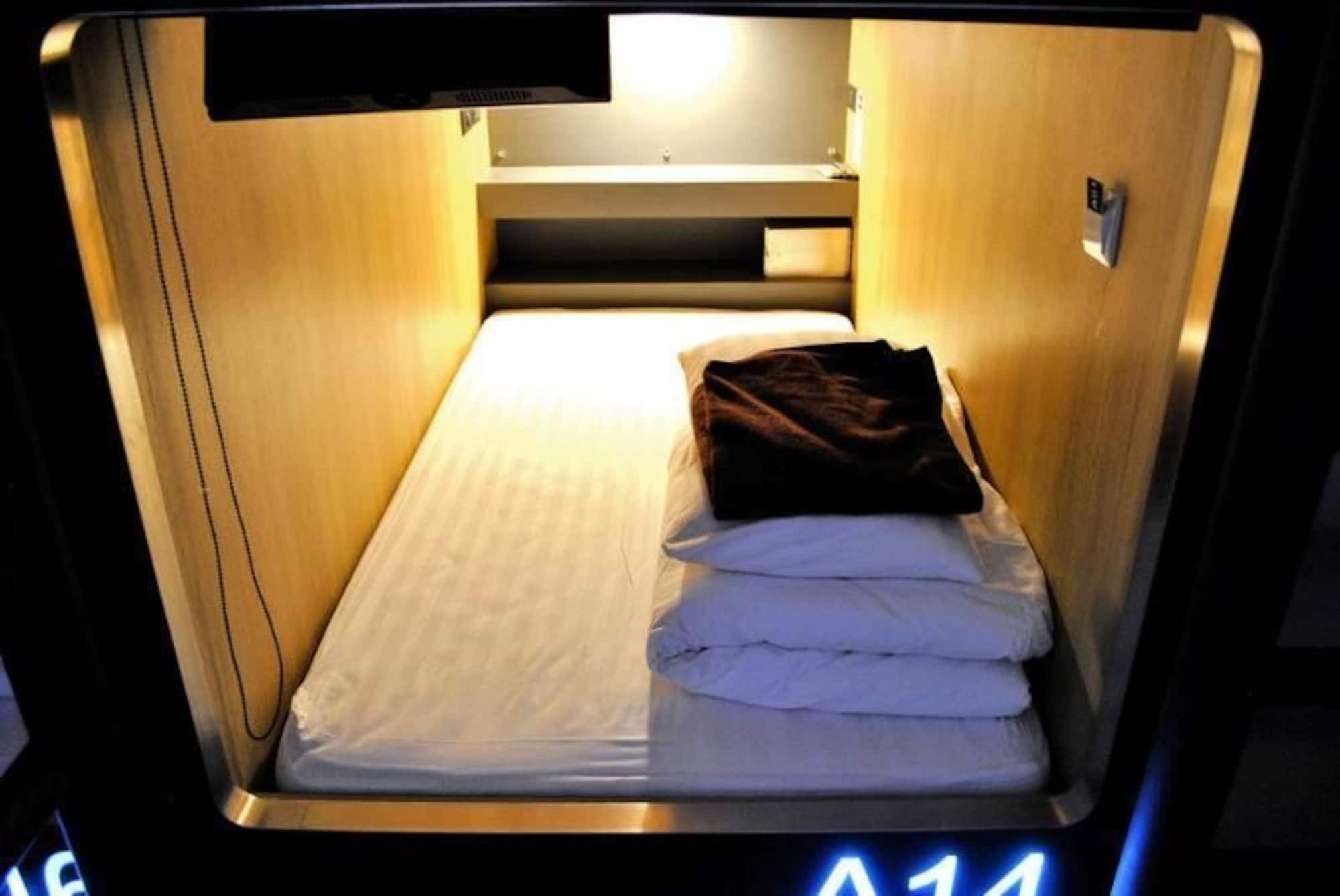 Mybed Ratchada Hotell Bangkok Eksteriør bilde